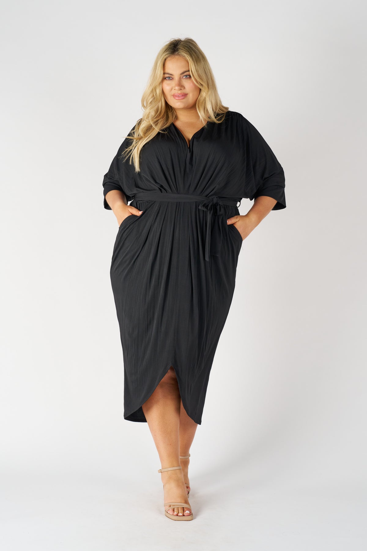 Mildred Crinkle Soft Knit Dress With Pockets - Black