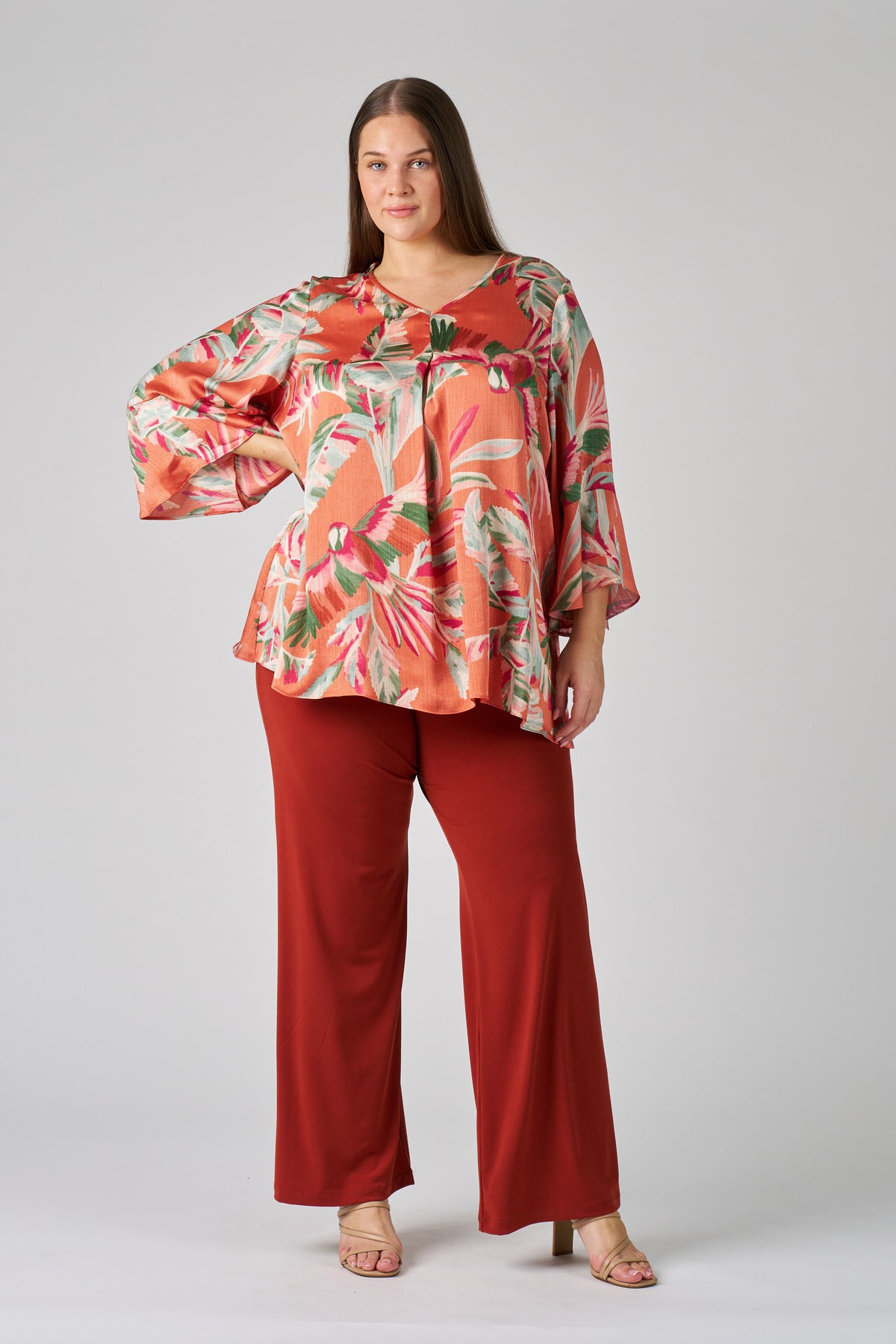 RTM9564A-V-Neck Blouse with Front Tuck