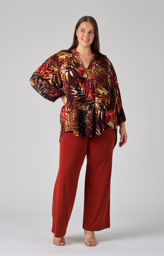 RTM9539A-Inverted Pleat Front Blouse